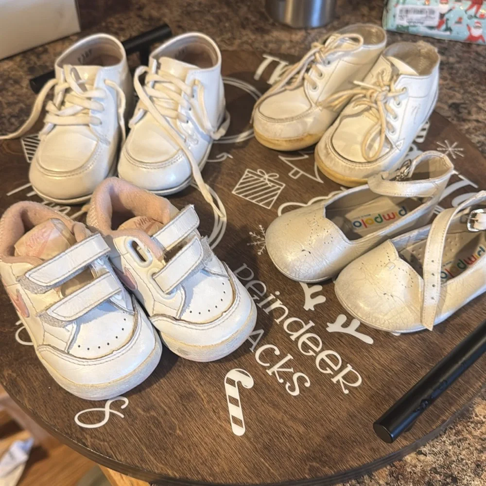 Set of four vintage baby shoes size 4